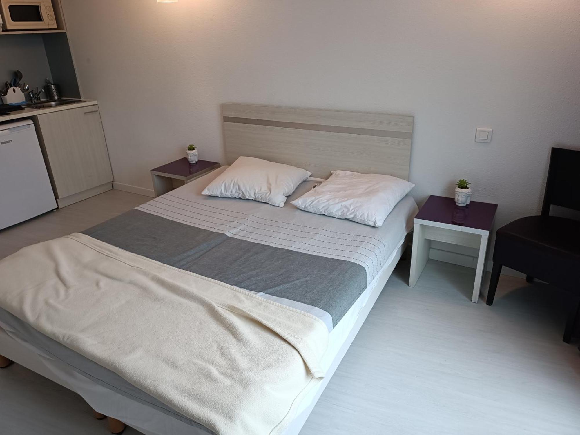 Studio Proche Gare Avec Parking Lourdes Exterior foto